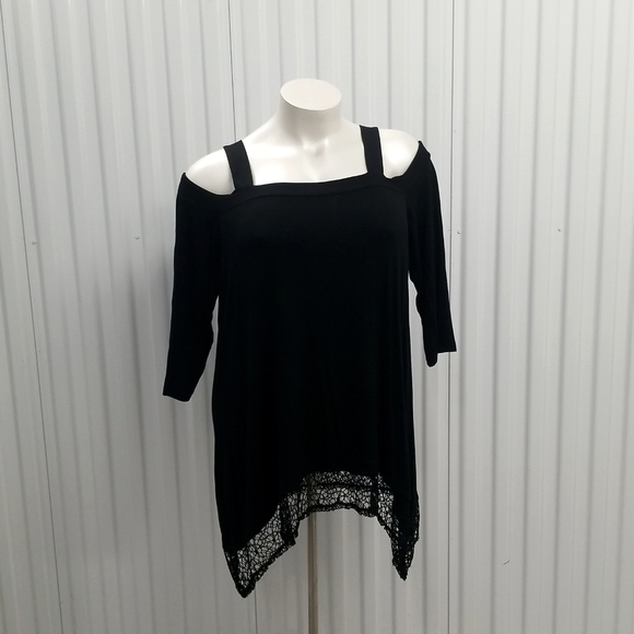 Cupio Tops - Cupio Woman Black Cold Shoulder With Lace Bottom Top